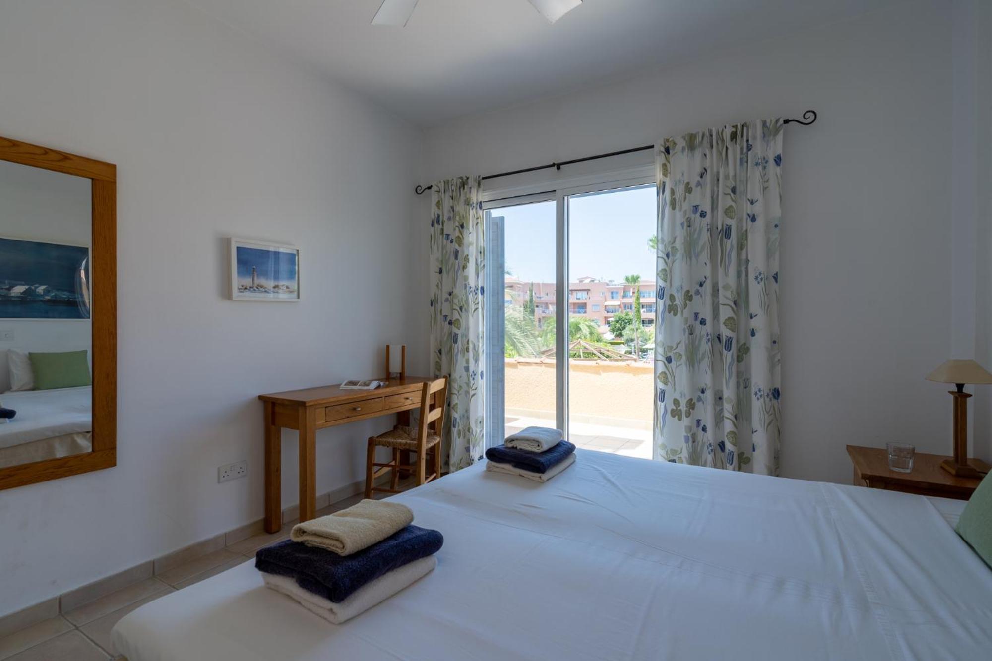 Tropical Paradise In Harbour Paphos, & Close To Paphos